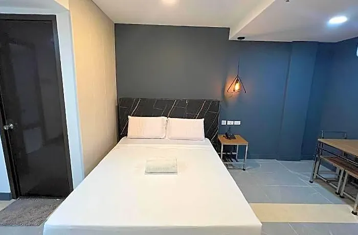 Maine Residences Tramo Hotel Manila